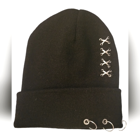 Hot Topic Accessories - Punk Metal Accents Beanie Cap